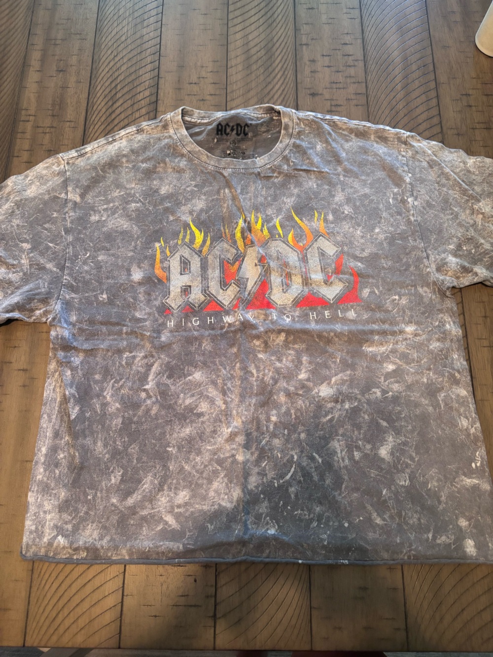 AC/DC Short-Sleeve Graphic Tee in Acid Wash Gray